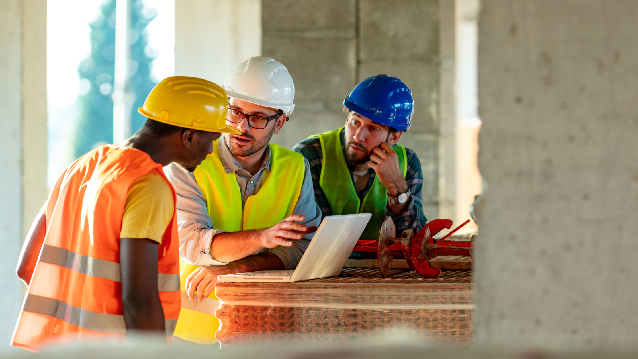 Effective Ways to Recruit and Retain Skilled Construction Workers